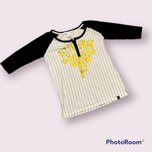 Pittsburgh Pirates Ladies Baseball Sleeves 3 button Top BY 5th and Ocean. Size L